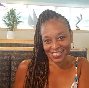 Meet your Posher, Tera